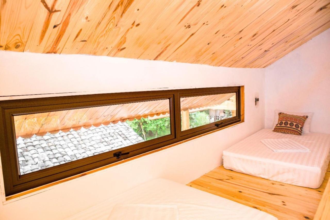 Chien'S Lodge Du Gia Làng Cac Екстериор снимка